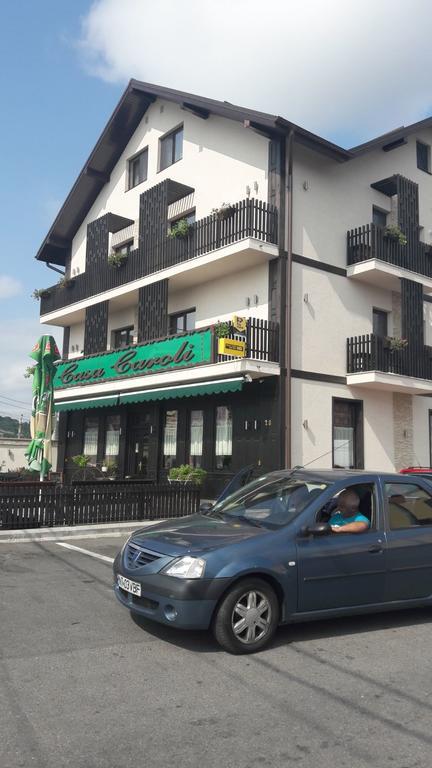 Casa Caroli Târgu Jiu Exterior foto