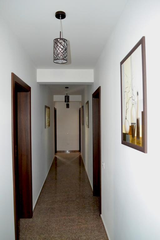 Casa Caroli Târgu Jiu Exterior foto